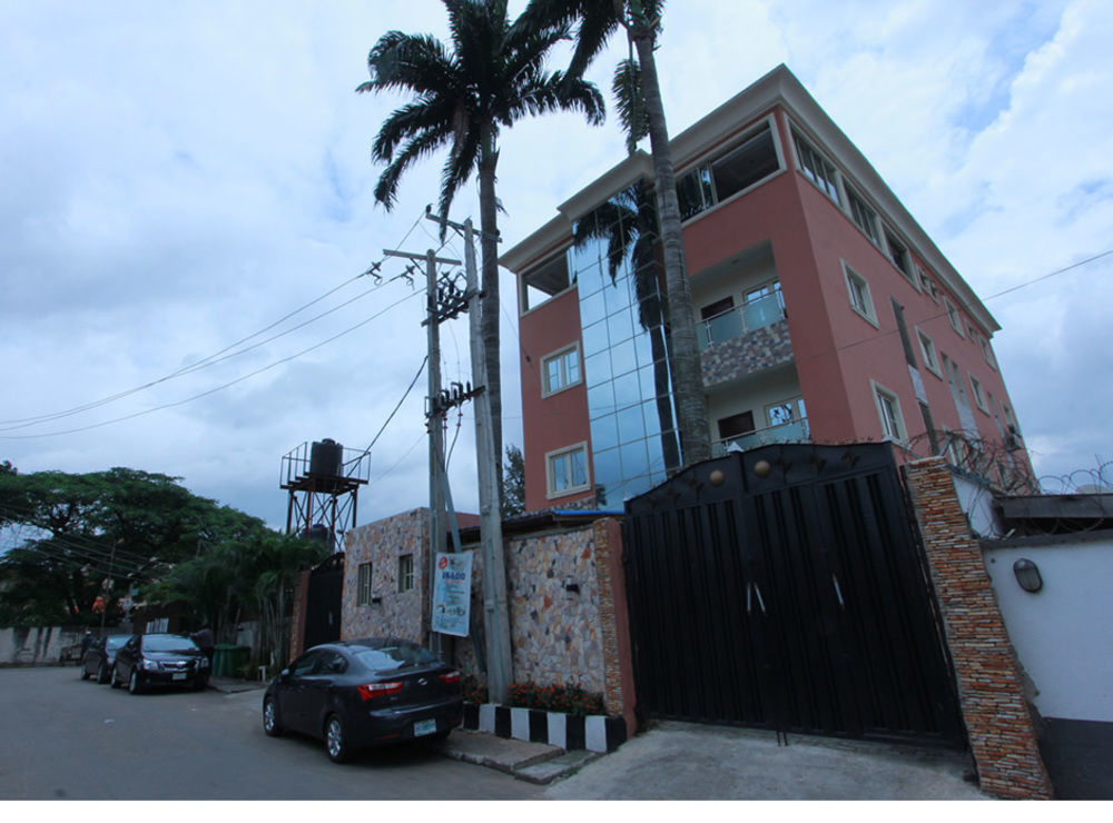 Esado Conference Centre And Suites Ikeja Exterior photo